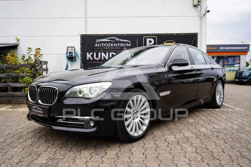 2012 BMW 730