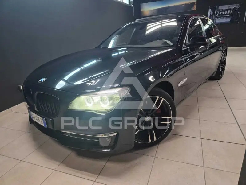2012 BMW 730