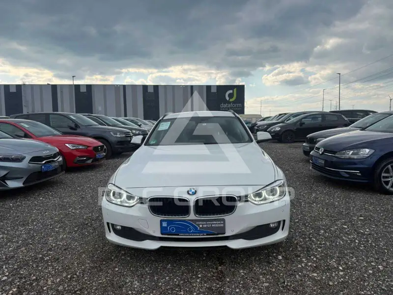 2012 BMW 318