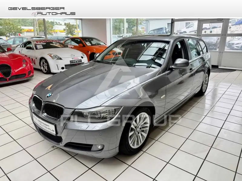 2012 BMW 318
