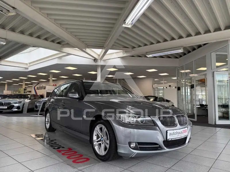 2012 BMW 318