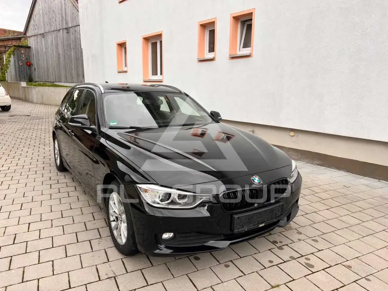 2012 BMW 318