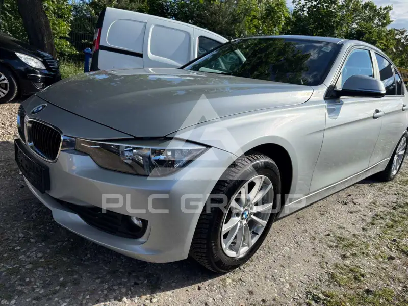 2012 BMW 318
