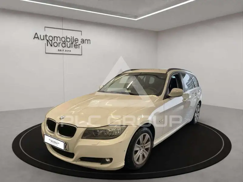 2012 BMW 318