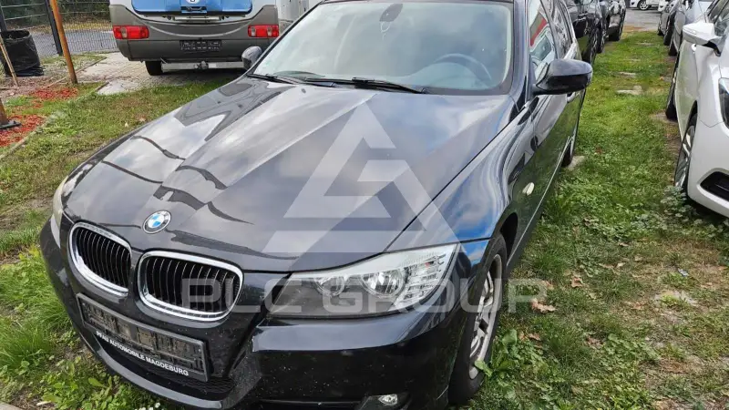 2012 BMW 318