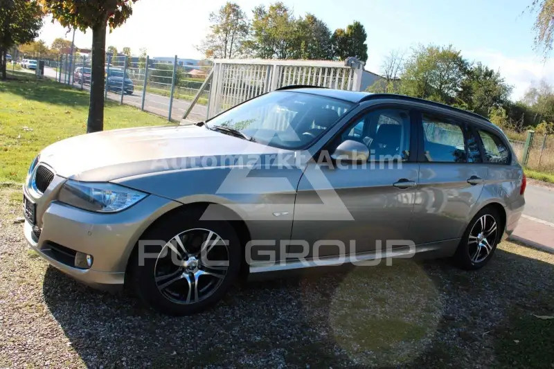 2012 BMW 318