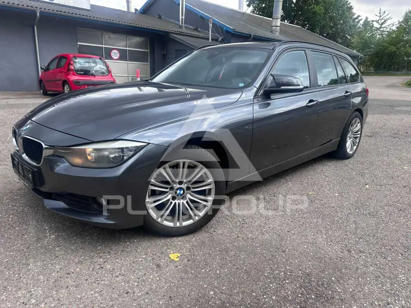2012 BMW 318