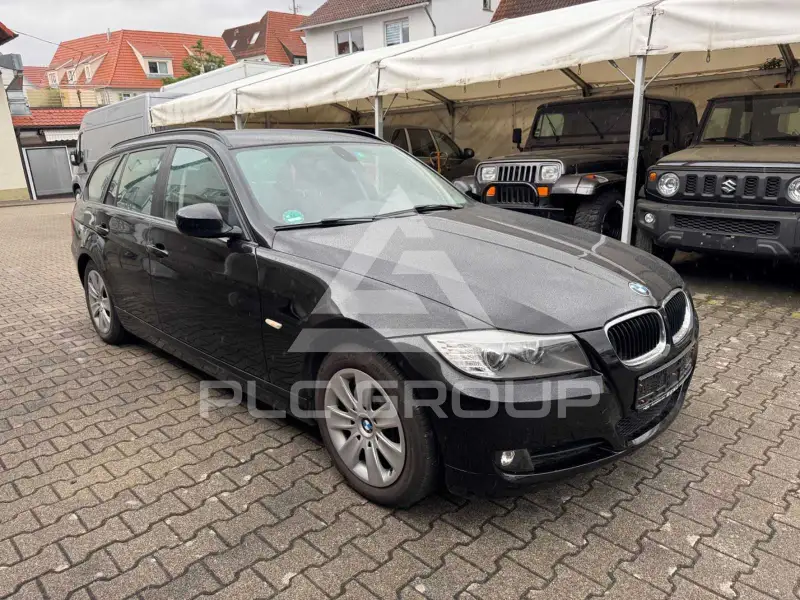 2012 BMW 318