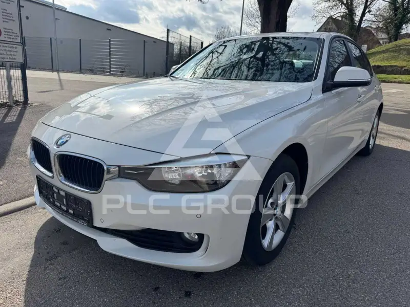 2012 BMW 318