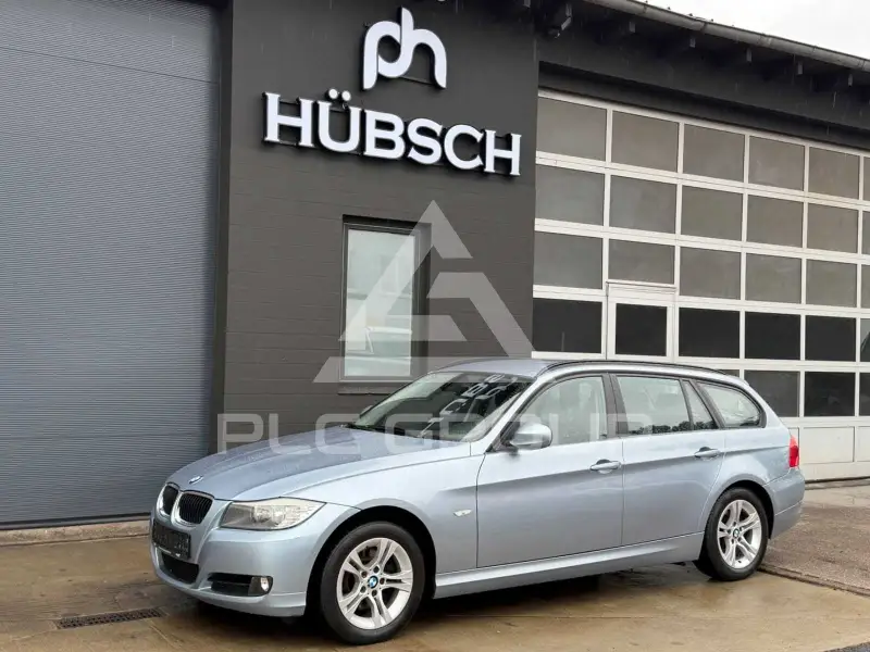 2012 BMW 318