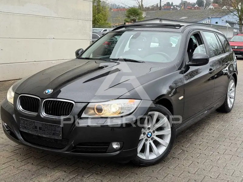 2012 BMW 318