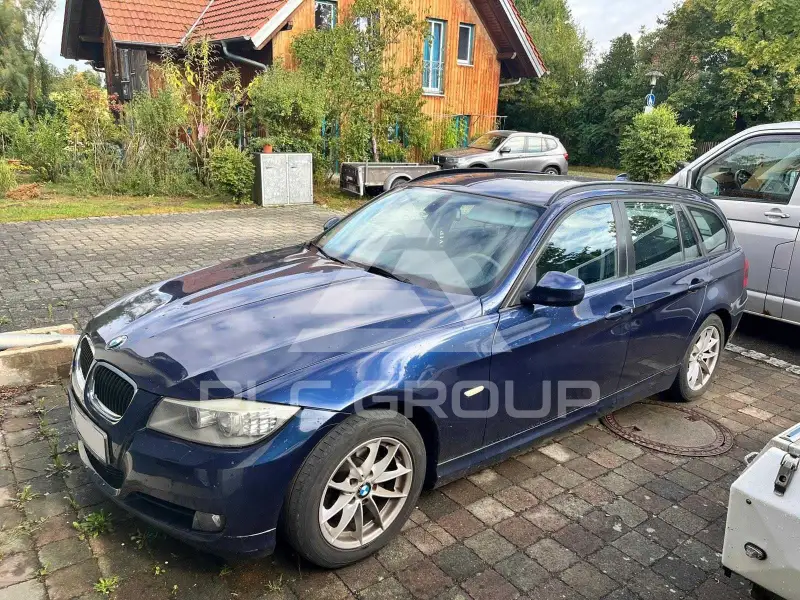 2012 BMW 318