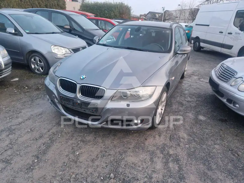 2012 BMW 318