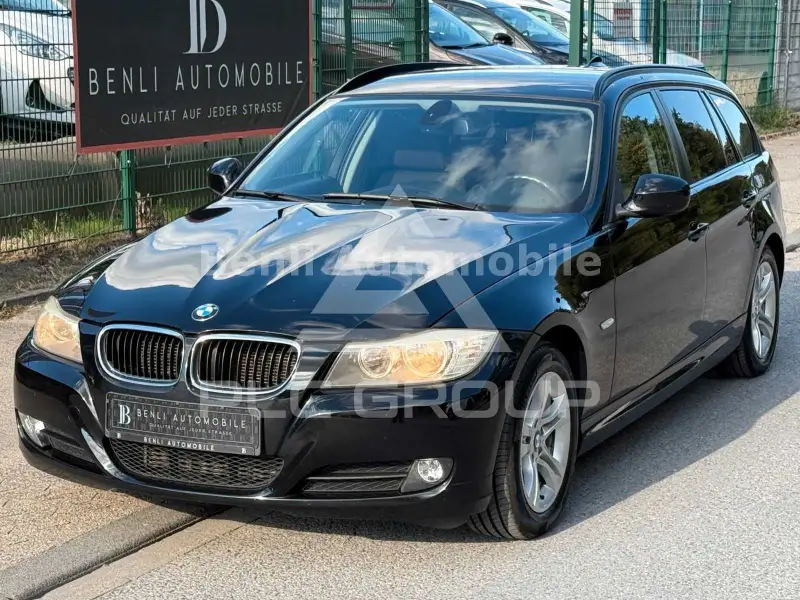 2012 BMW 318