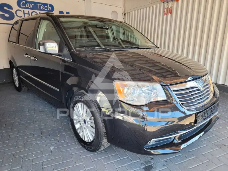 2012 Lancia Voyager