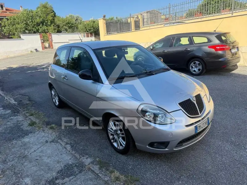 2012 Lancia YPSILON