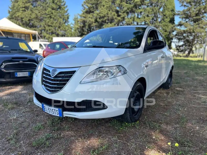 2012 Lancia YPSILON