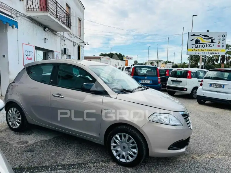 2012 Lancia YPSILON