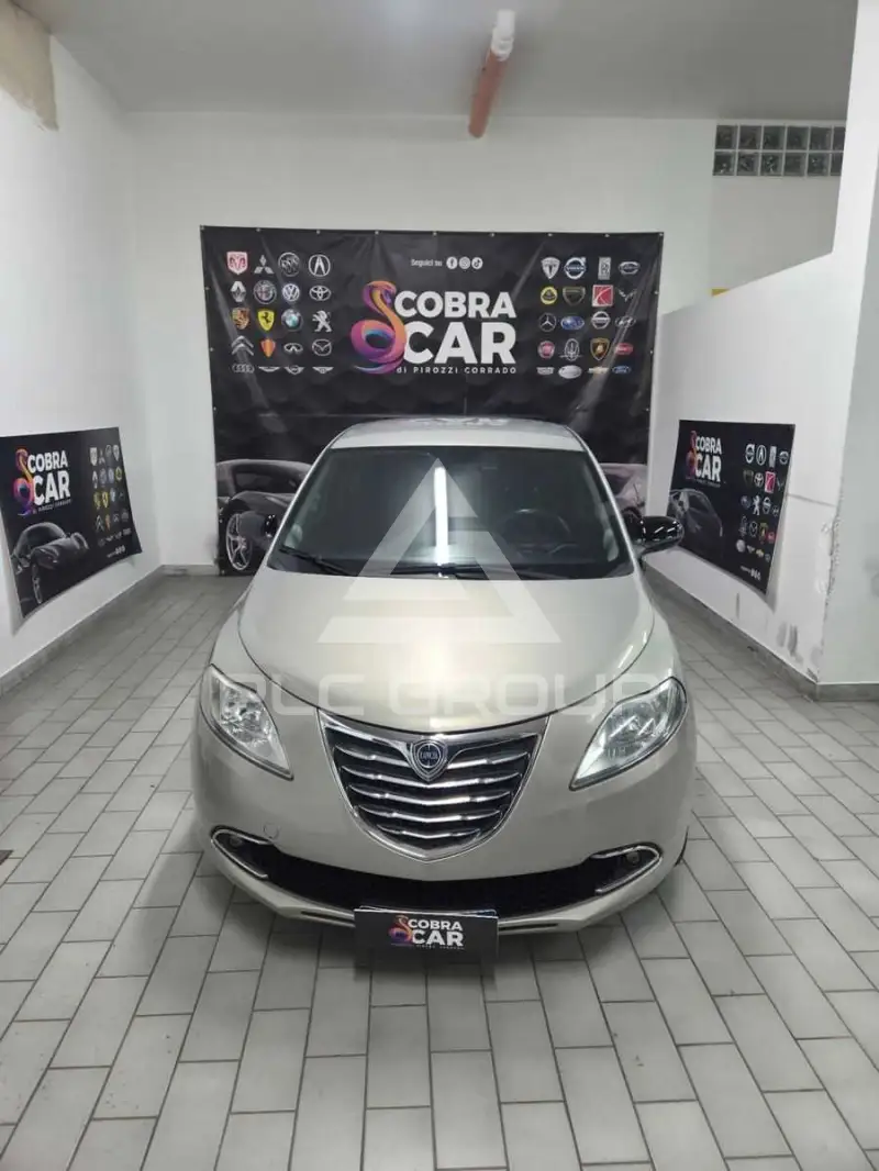 2012 Lancia YPSILON