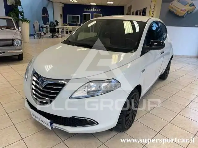 2012 Lancia YPSILON