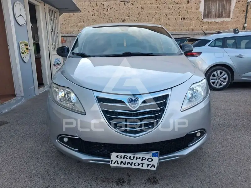 2012 Lancia YPSILON