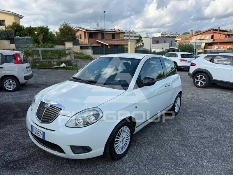 2012 Lancia YPSILON