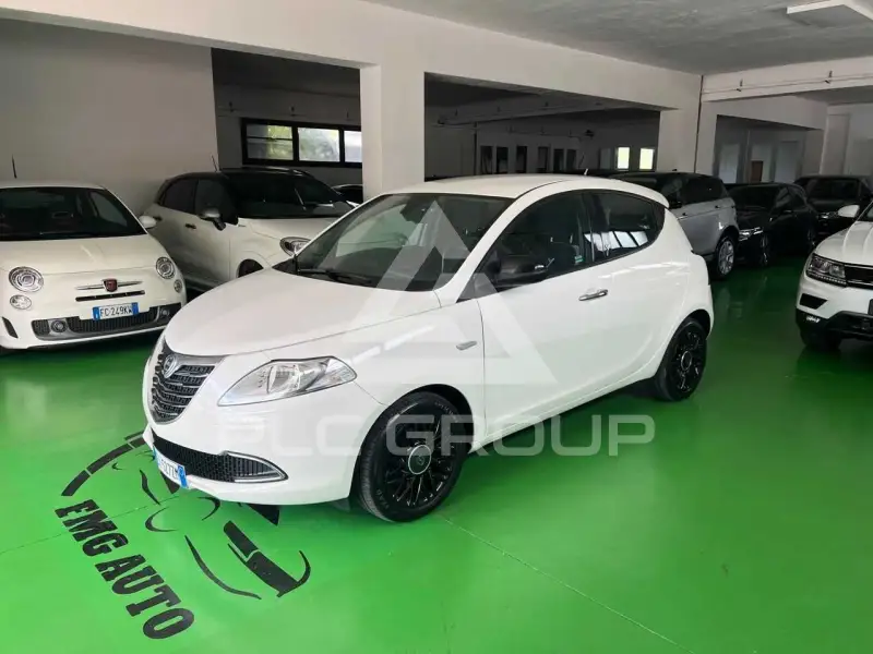 2012 Lancia YPSILON