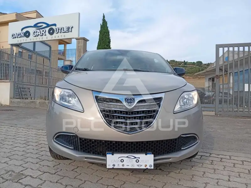 2012 Lancia YPSILON