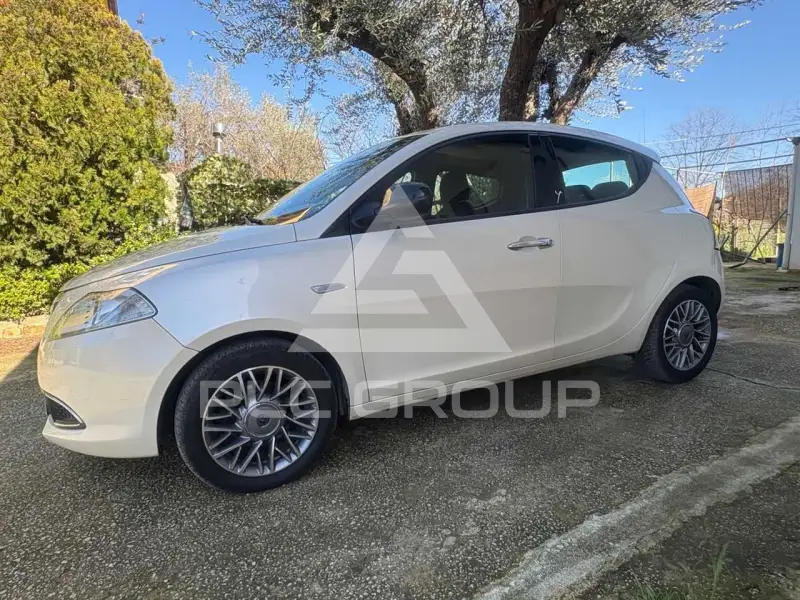 2012 Lancia YPSILON