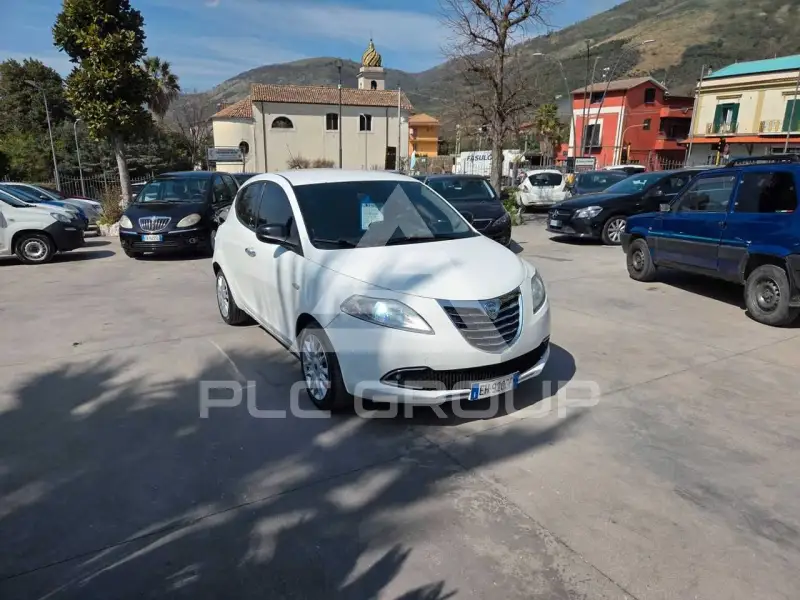 2012 Lancia YPSILON