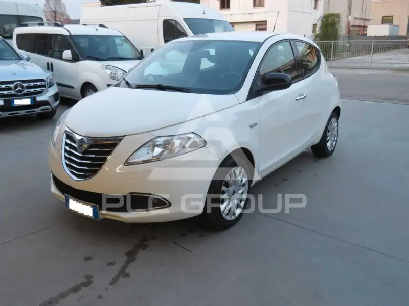 2012 Lancia YPSILON