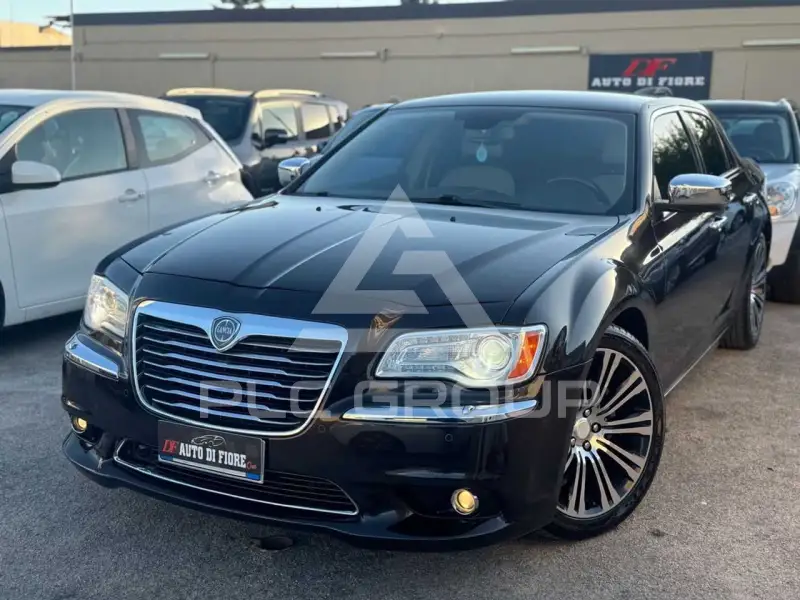 2012 Lancia Thema