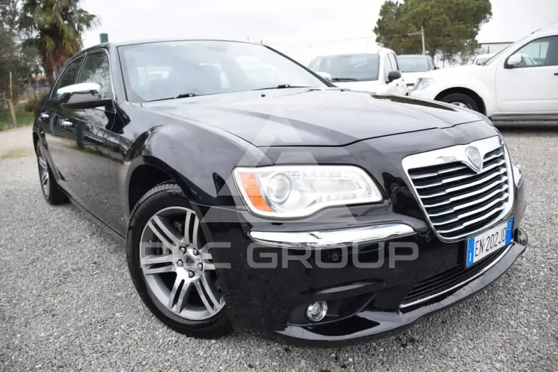 2012 Lancia Thema