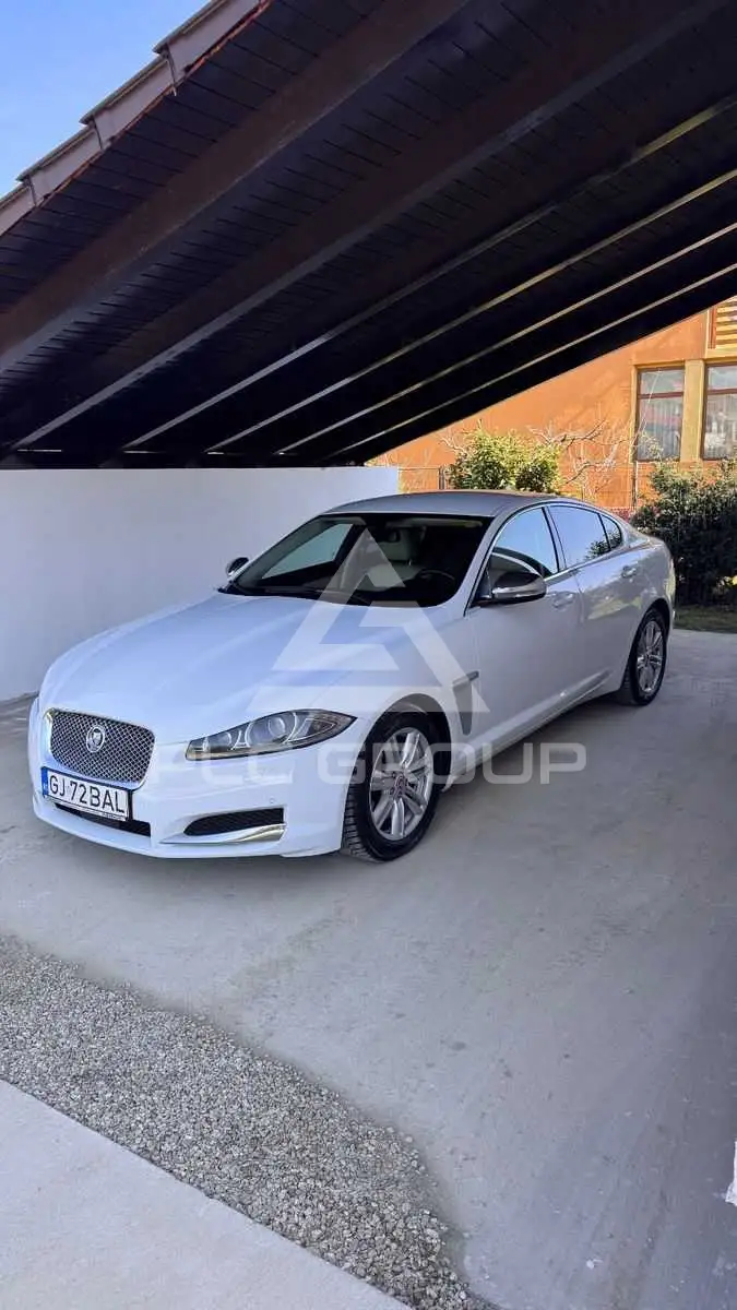 2012 Jaguar XF