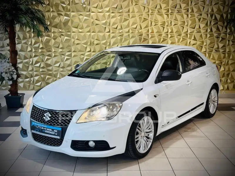 2012 Suzuki KIZASHI