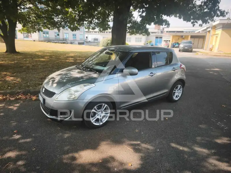 2012 Suzuki SWIFT