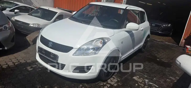 2012 Suzuki SWIFT