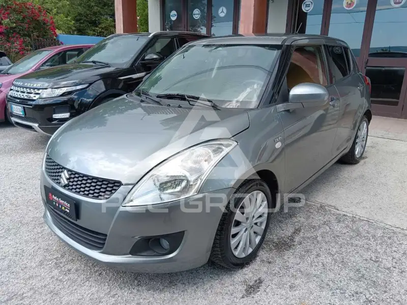 2012 Suzuki SWIFT