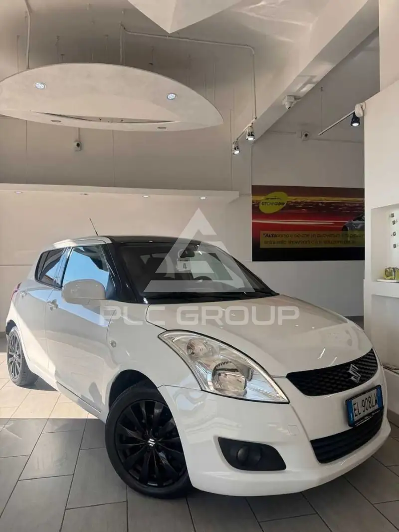 2012 Suzuki SWIFT