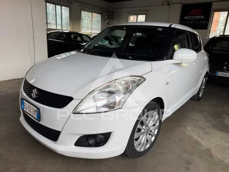 2012 Suzuki SWIFT