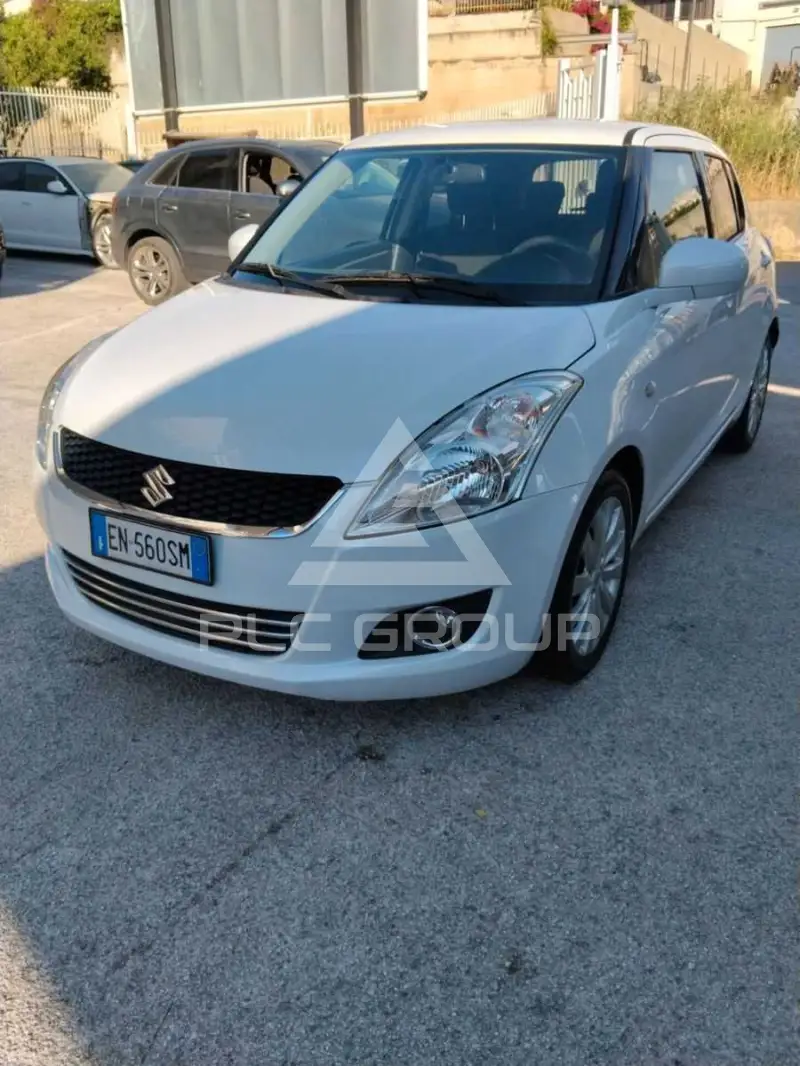 2012 Suzuki SWIFT