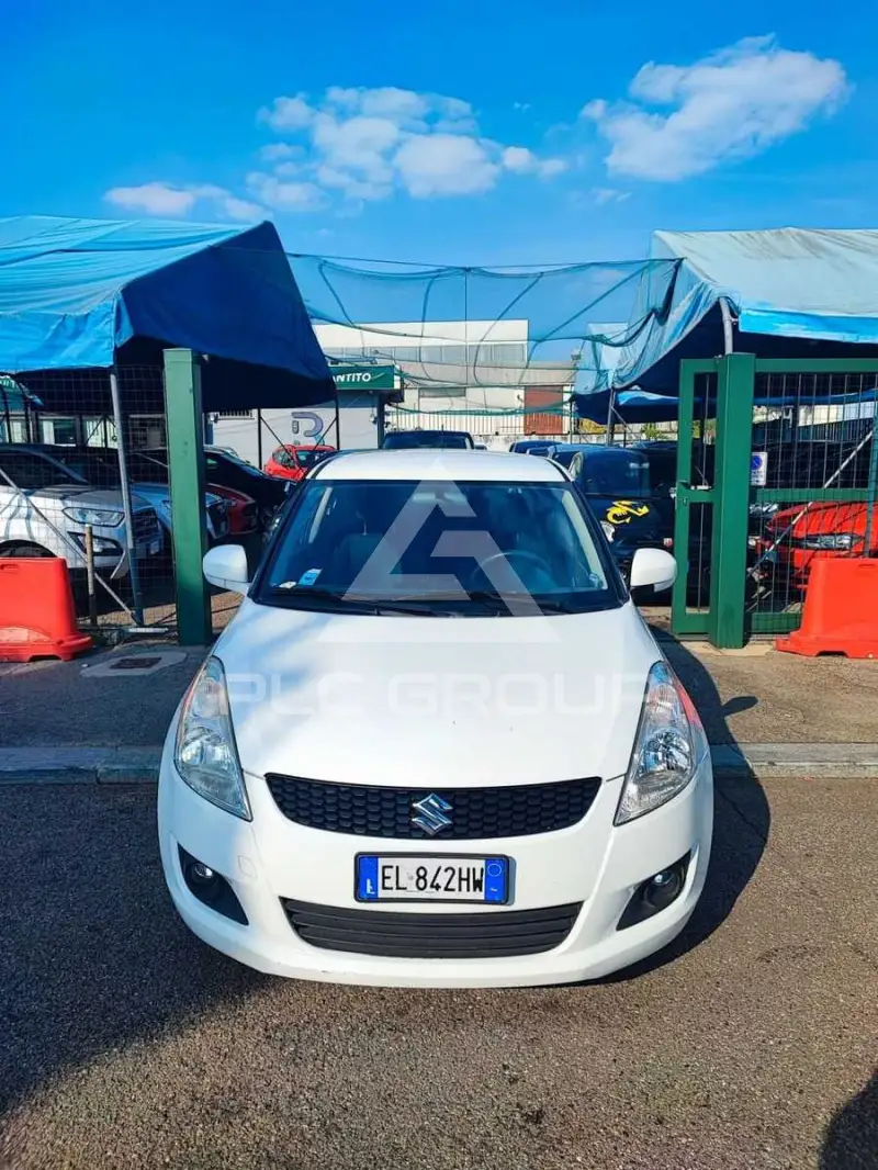 2012 Suzuki SWIFT