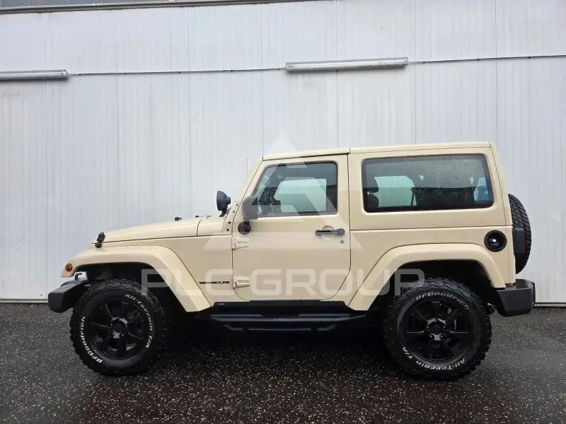 2012 Jeep WRANGLER
