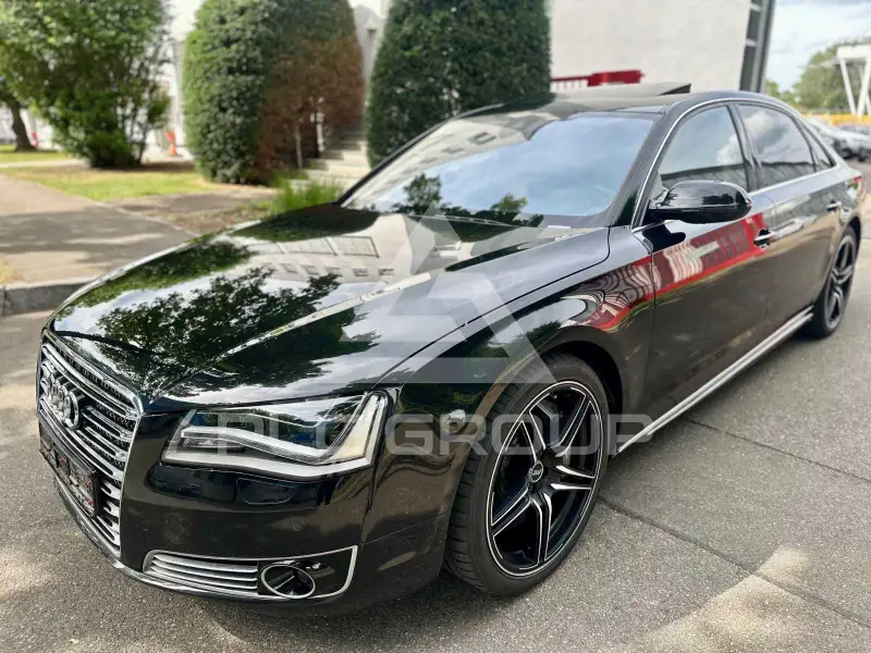 2012 Audi A8