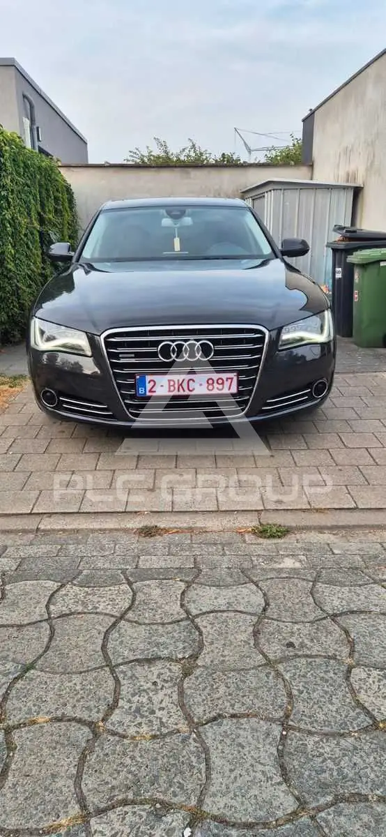 2012 Audi A8