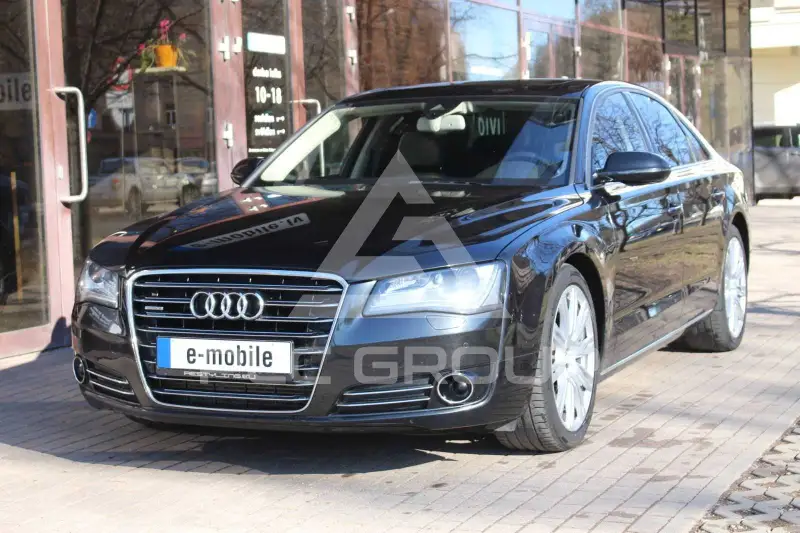 2012 Audi A8