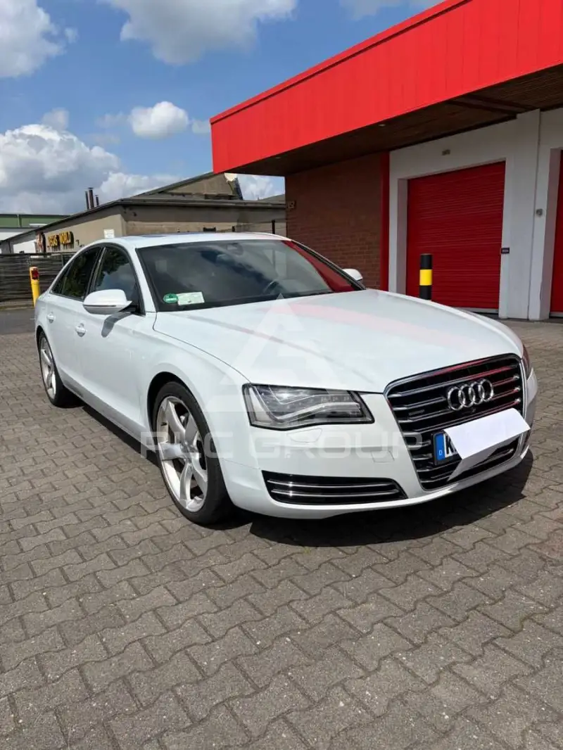 2012 Audi A8