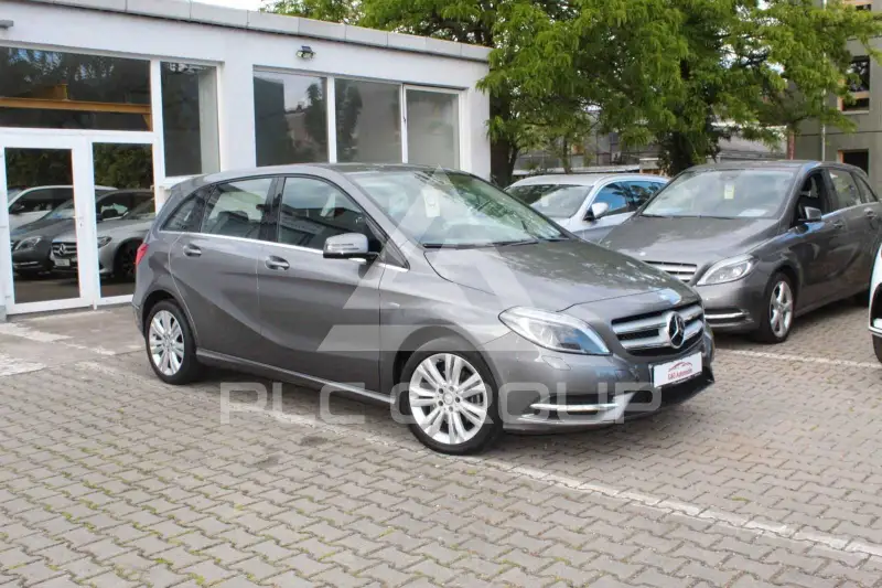2012 Mercedes Benz B 200