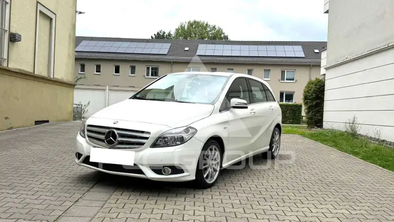 2012 Mercedes Benz B 200