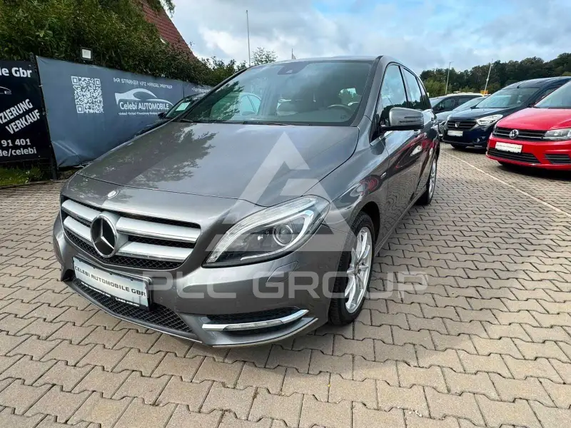 2012 Mercedes Benz B 200